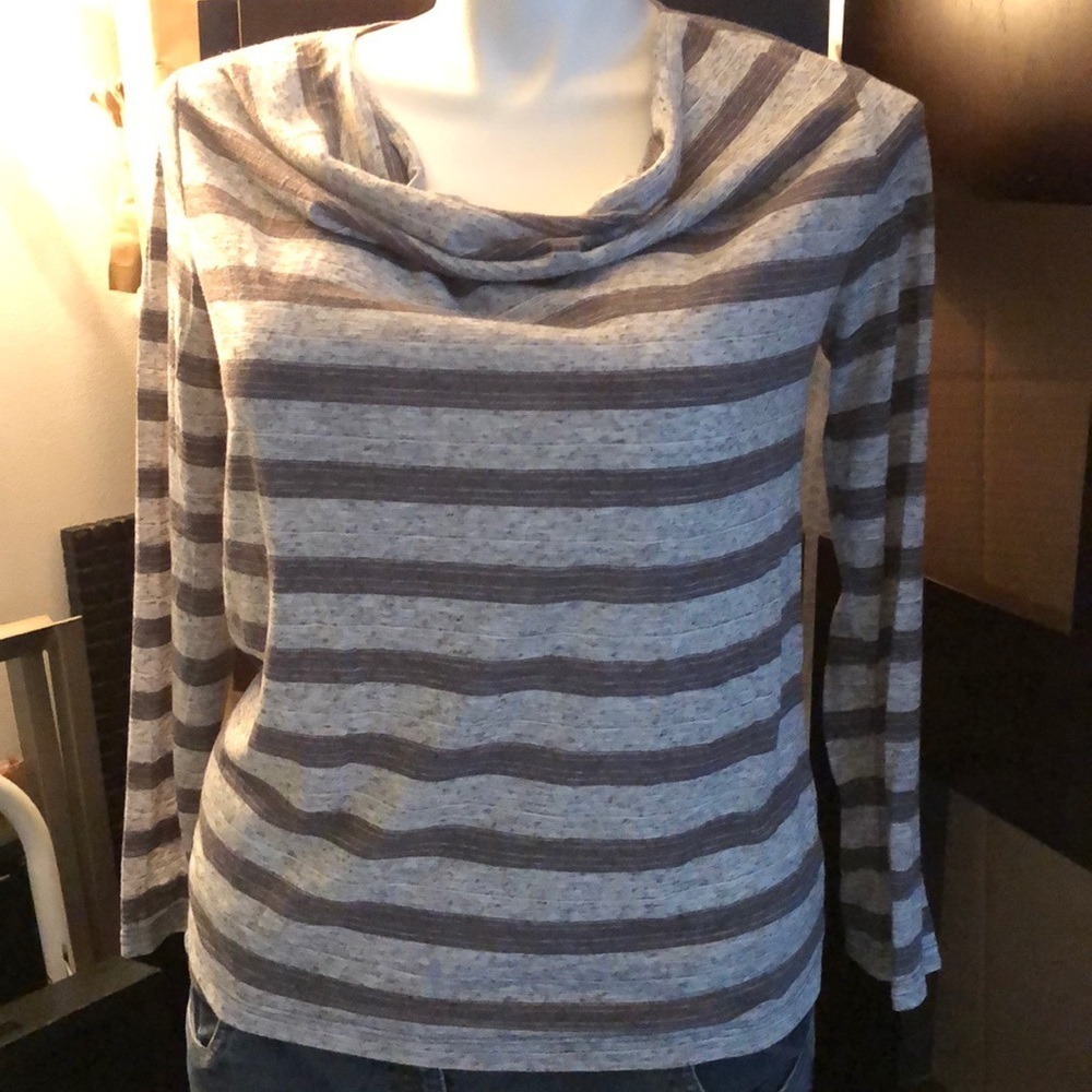 JONES NEW YORK Long Sleeve Top NWT sz LP
